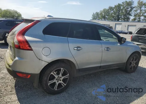 2013 Volvo Xc60 T6 z USA, uszkodzony, nr VIN YV4902DZ3D2435789